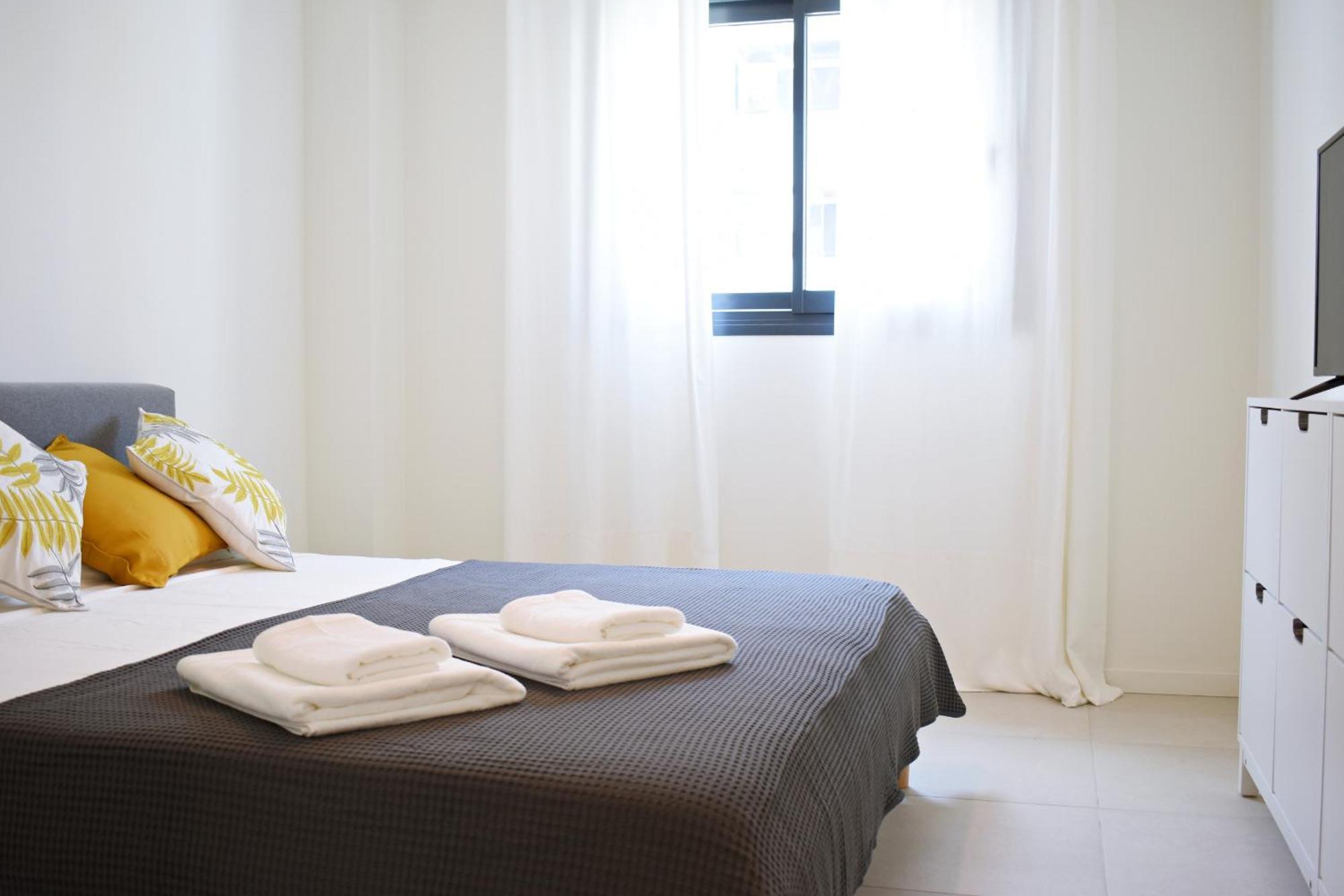 מאלגה Amalia'S Home: Luminoso Apartamento Muy Cerca De La Playa מראה חיצוני תמונה