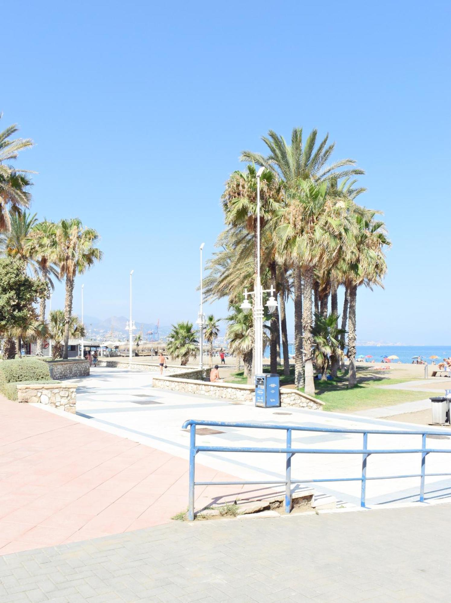 מאלגה Amalia'S Home: Luminoso Apartamento Muy Cerca De La Playa מראה חיצוני תמונה